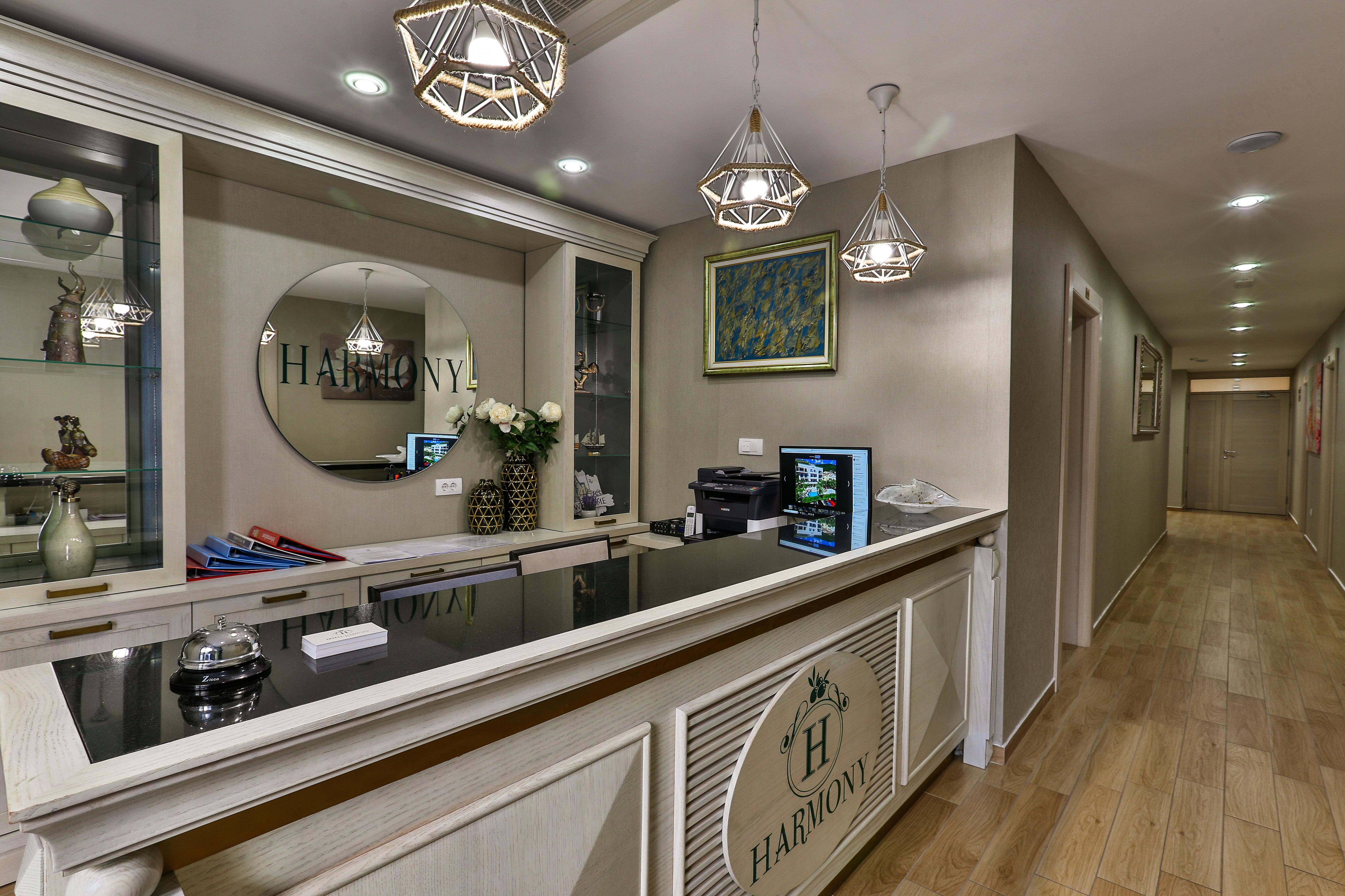 Hotel Harmony By Aycon Petrovac Bagian luar foto